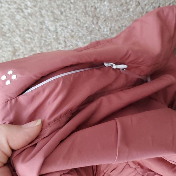 ACTA high waisted running shorts - Picture 6 of 6